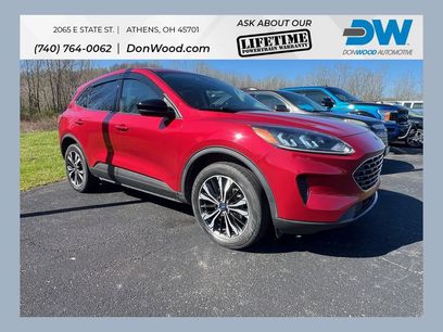 Used 2021 Ford Escape SE w/ SE Sport Appearance Package