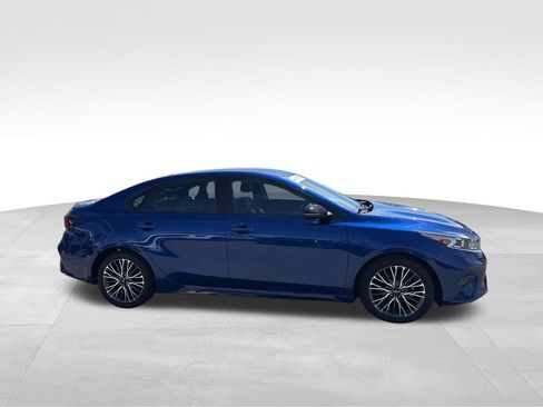 Certified 2024 Kia Forte GT-Line FWD image 6
