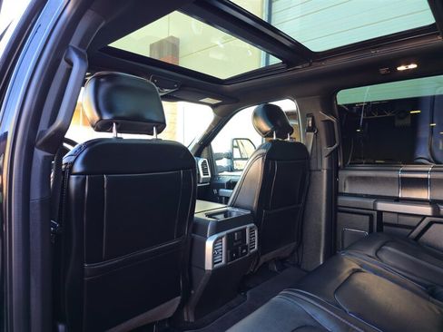 Used 2018 Ford F150 Platinum w/ Equipment Group 701A Luxury AWD/4WD image 35