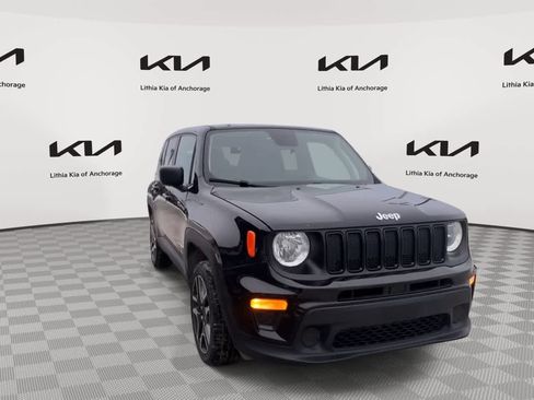 Used 2020 Jeep Renegade Sport image 2