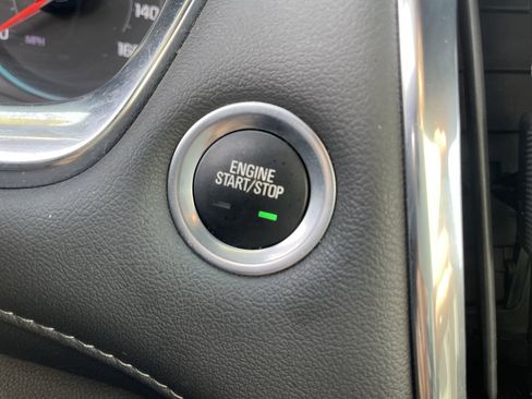 Certified 2023 Chevrolet Traverse LT image 16