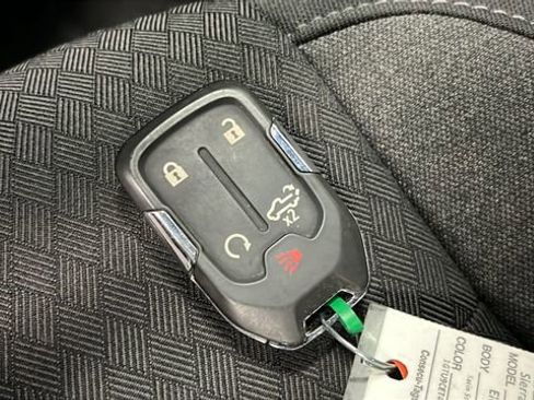 Used 2022 GMC Sierra 1500 Elevation image 26