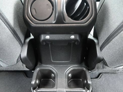 Used 2025 Jeep Gladiator Sport AWD/4WD image 28