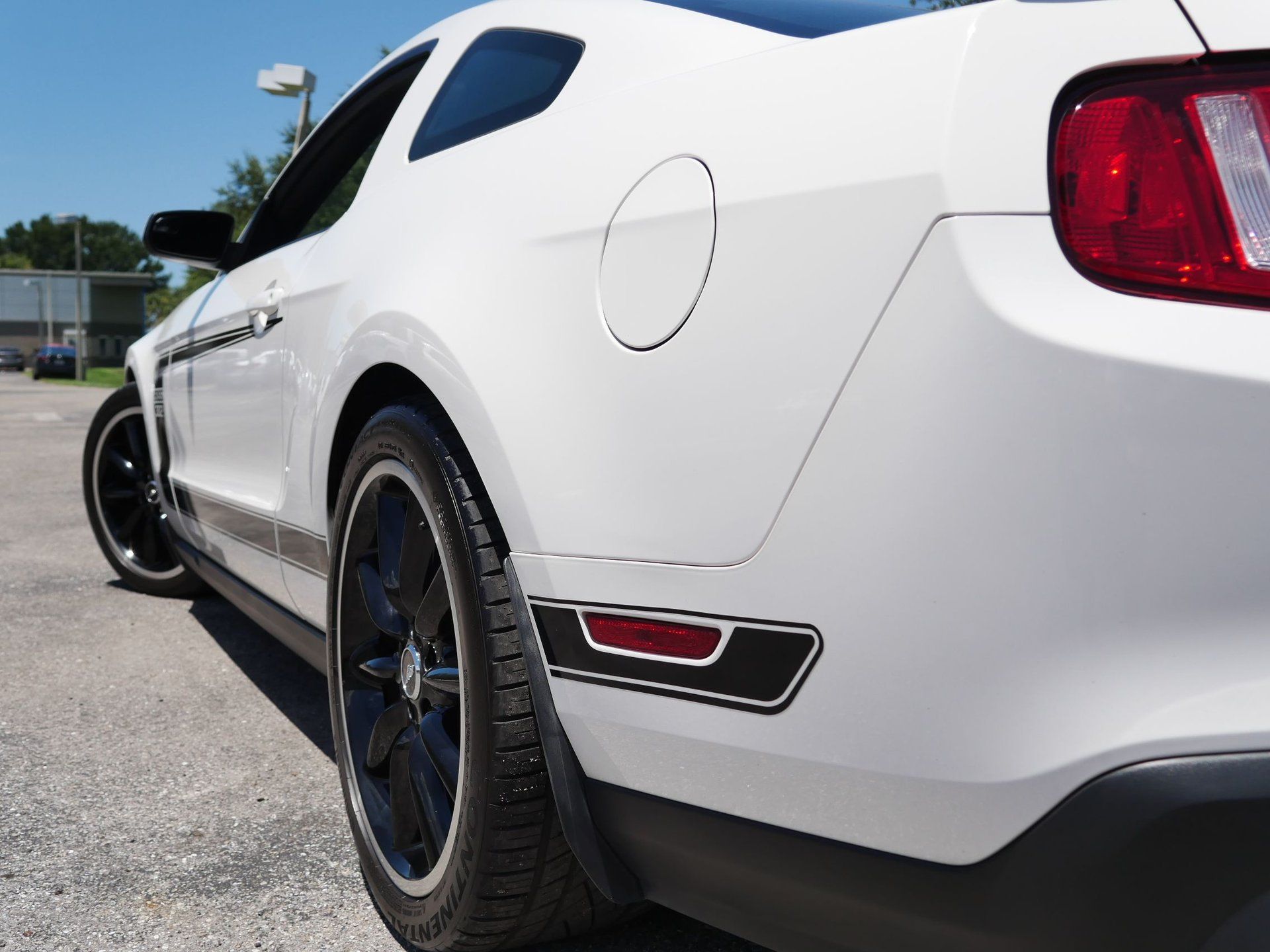 Used 2012 Ford Mustang Boss 302 w/ Boss 302 Accessory Pkg RWD image 24