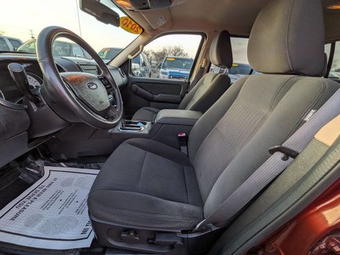 Used 2010 Ford Explorer Sport Trac XLT image 14