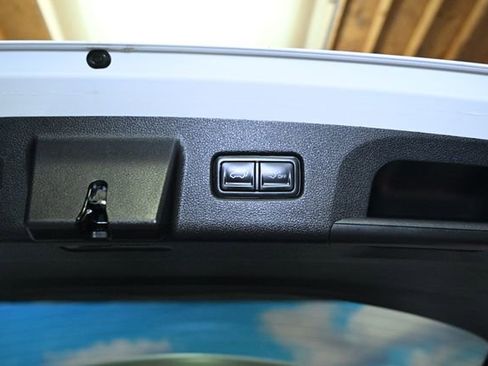 Used 2025 Kia Telluride EX w/ EX Captain's Chair Package image 44