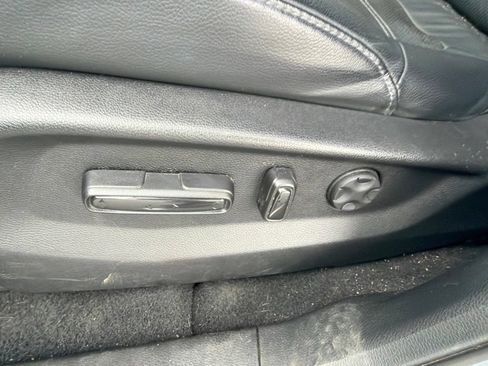 Used 2021 Honda CR-V EX-L image 19