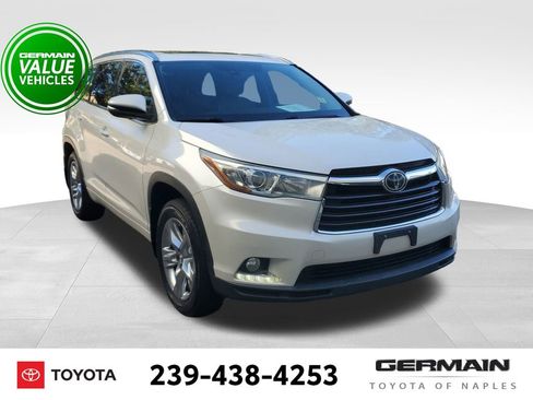 Used 2014 Toyota Highlander Limited Platinum image 3