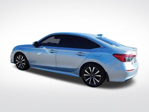 Used 2023 Honda Civic EX image 5