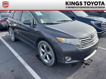 Used 2011 Toyota Venza AWD w/ Premium Pkg #2