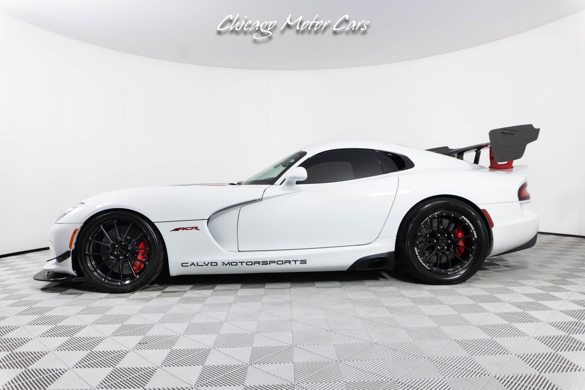 Used 2016 Dodge Viper ACR RWD image 2