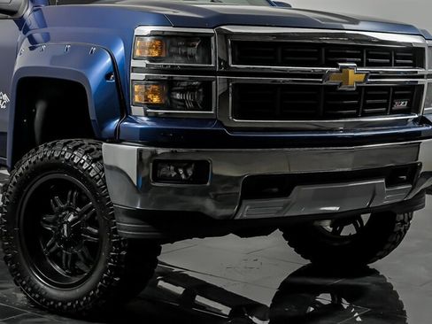 Used 2015 Chevrolet Silverado 1500 LT w/ All Star Edition AWD/4WD image 2