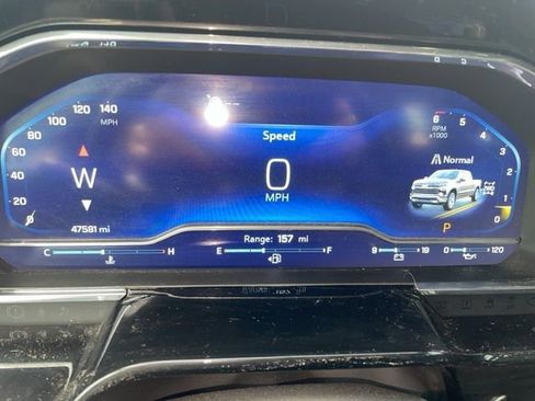 Used 2023 Chevrolet Silverado 1500 RST w/ Convenience Package II AWD/4WD image 3