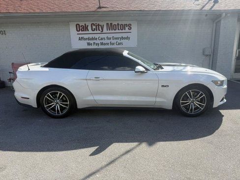 Used 2017 Ford Mustang GT Premium RWD image 4