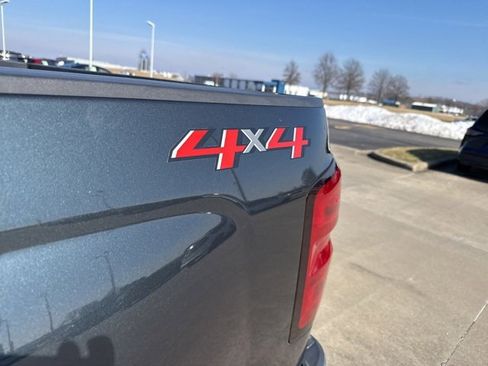 Used 2019 Chevrolet Silverado 1500 LT w/ All Star Edition image 7