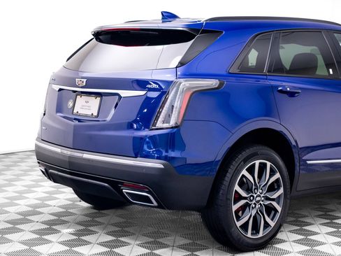 Certified 2023 Cadillac XT5 Sportv AWD/4WD image 40