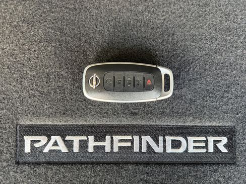 New 2026 Nissan Pathfinder Platinum image 33