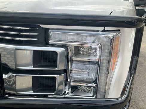 Used 2019 Ford F250 Limited w/ FX4 Off-Road Package image 9