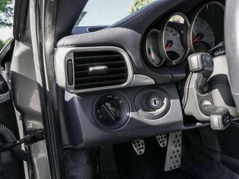 Used 2006 Porsche 911 Carrera S RWD image 26
