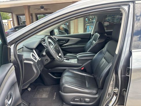 Used 2015 Nissan Murano Platinum w/ Platinum Technology Package FWD image 9