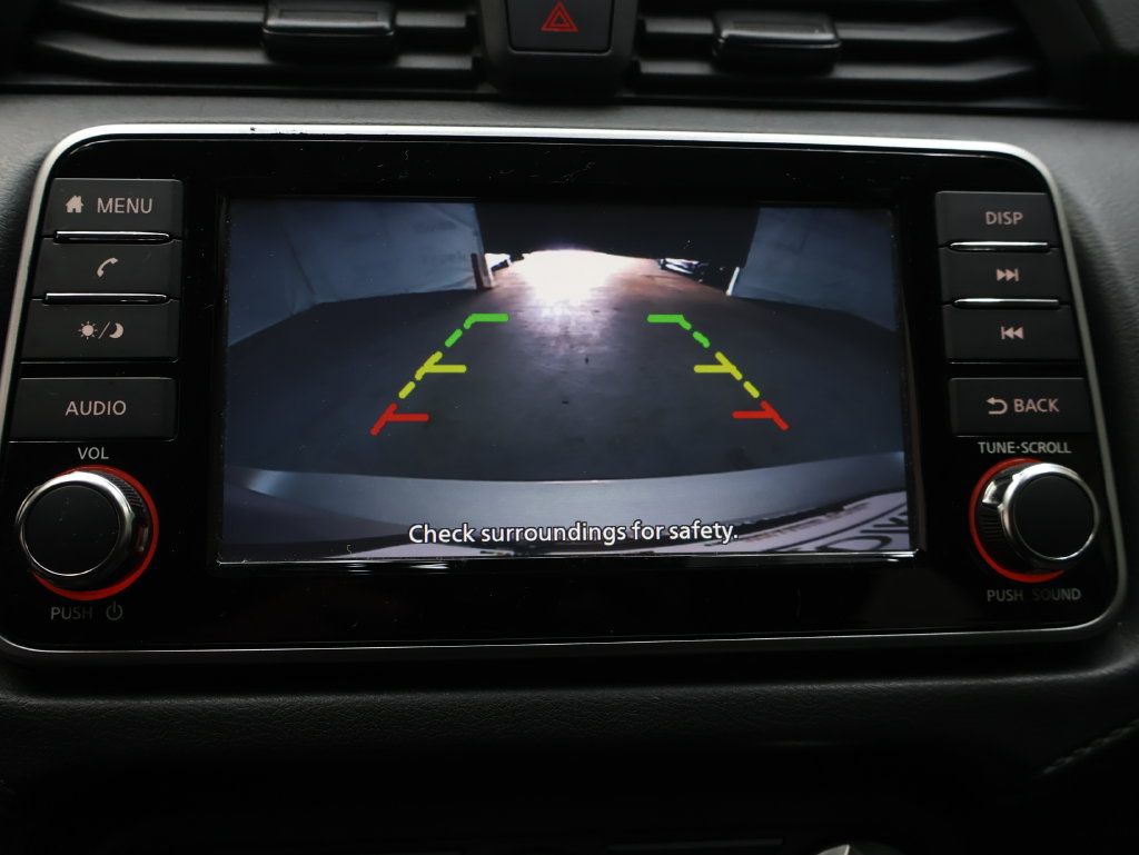 Used 2025 Nissan Versa S FWD image 22