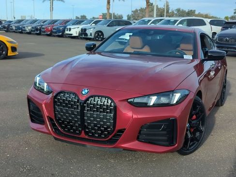 Used 2026 BMW 430i Coupe w/ M Sport Package RWD image 3