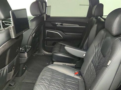 Used 2023 Kia Telluride SX X-Line image 21