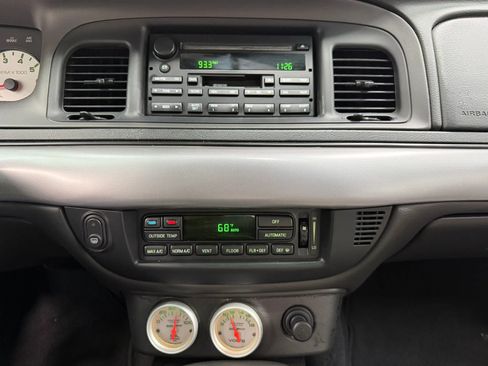 Used 2003 Mercury Marauder RWD image 25