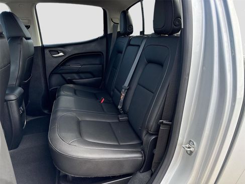 Used 2019 Chevrolet Colorado LT w/ Redline Special Edition image 23