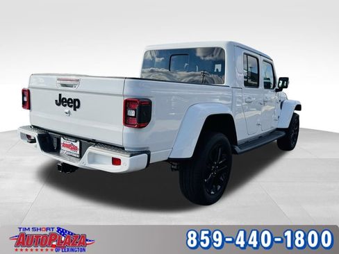 Used 2022 Jeep Gladiator Overland image 10