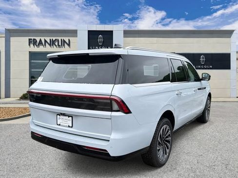 New 2026 Lincoln Navigator L Black Label AWD/4WD image 7