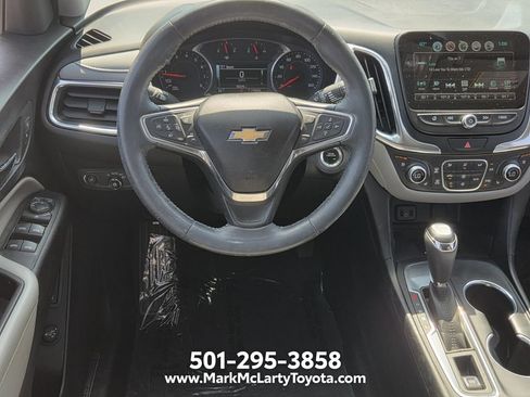 Used 2018 Chevrolet Equinox Premier FWD image 11