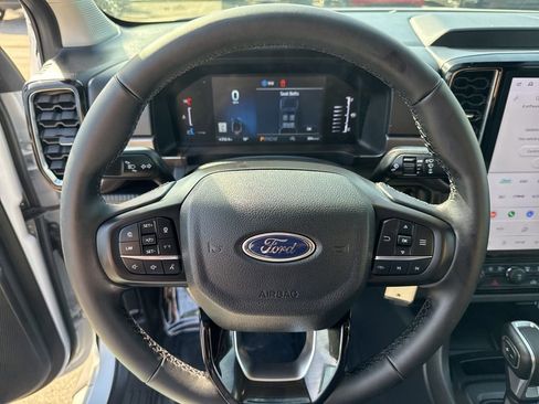 Used 2025 Ford Ranger XLT AWD/4WD image 10
