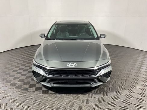 New 2026 Hyundai Elantra Limited image 8