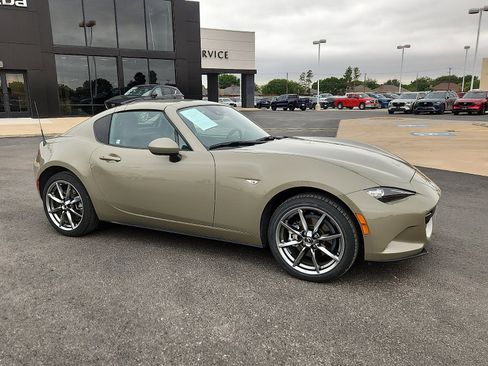 Used 2023 MAZDA MX-5 Miata Grand Touring w/ Weather Package RWD image 8