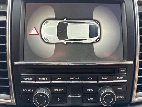 Used 2012 Porsche Panamera S image 51