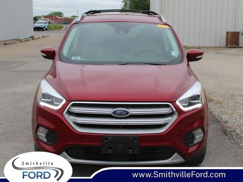 Used 2018 Ford Escape Titanium w/ Ford Safe & Smart Package FWD image 1
