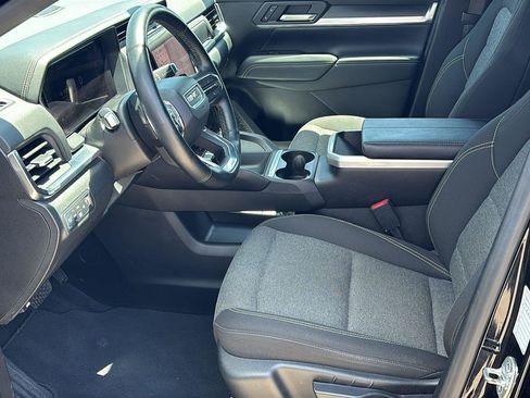Certified 2025 GMC Terrain Elevation AWD/4WD image 13