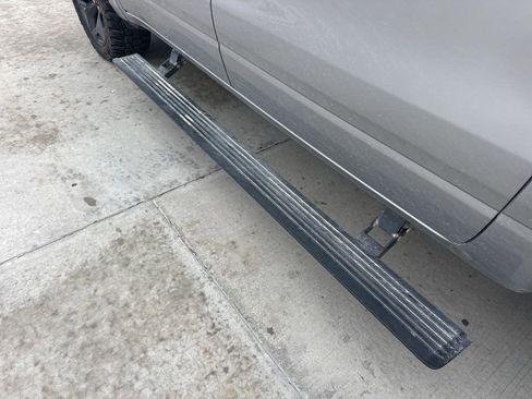 Used 2023 RAM 1500 Limited image 40