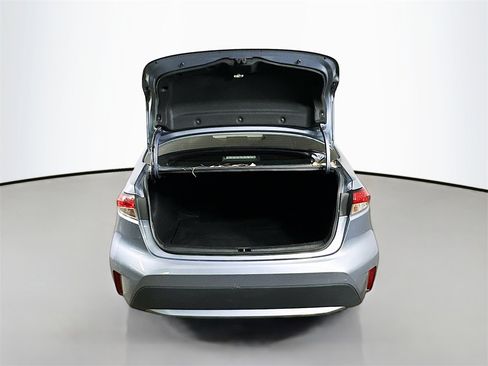 Used 2022 Toyota Corolla LE image 30