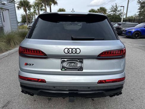 Used 2024 Audi SQ7 Premium Plus w/ S Sport Package image 7