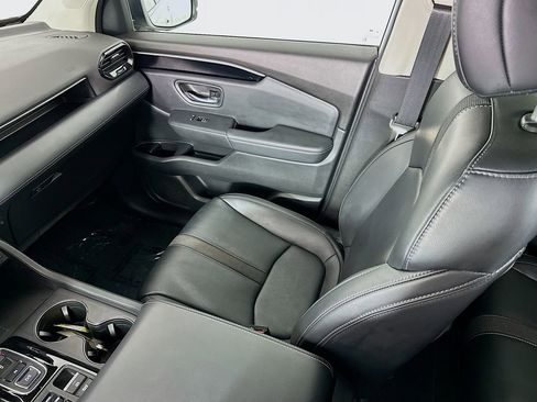 Used 2023 Honda Pilot EX-L image 23