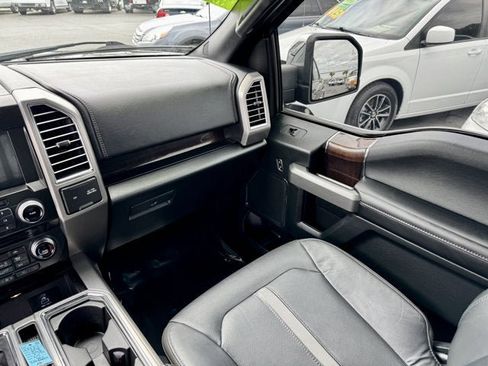 Used 2016 Ford F150 Platinum w/ Equipment Group 701A Luxury AWD/4WD image 21