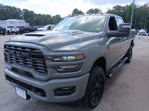 Used 2026 RAM 2500 Tradesman AWD/4WD image 13