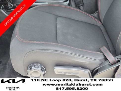 Used 2022 Jeep Wrangler Unlimited Rubicon AWD/4WD image 26