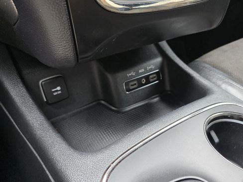 Used 2020 Dodge Durango GT AWD/4WD image 16