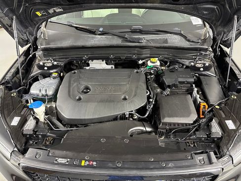 Used 2024 Volvo XC40 B5 Plus w/ Climate Package AWD/4WD image 90