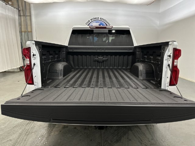 New 2026 Chevrolet Silverado 1500 RST w/ Safety Package AWD/4WD image 24