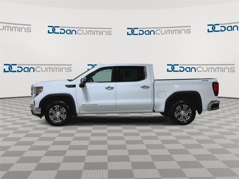 Used 2024 GMC Sierra 1500 SLT image 5