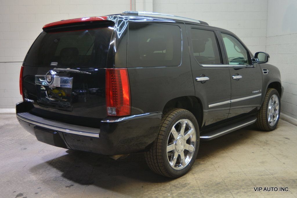 Used 2007 Cadillac Escalade AWD w/ Climate Package image 37